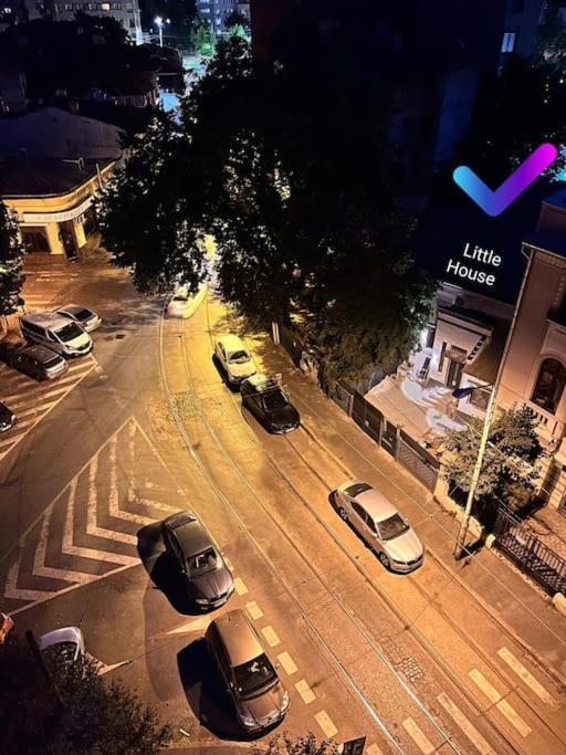 Littlehouse- Entire Property For Maximum 4 People بوخارست المظهر الخارجي الصورة