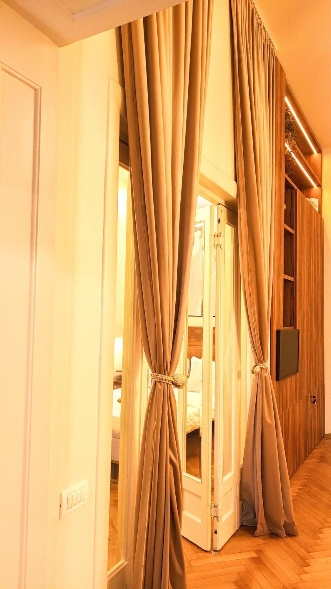 Littlehouse- Entire Property For Maximum 4 People بوخارست المظهر الخارجي الصورة